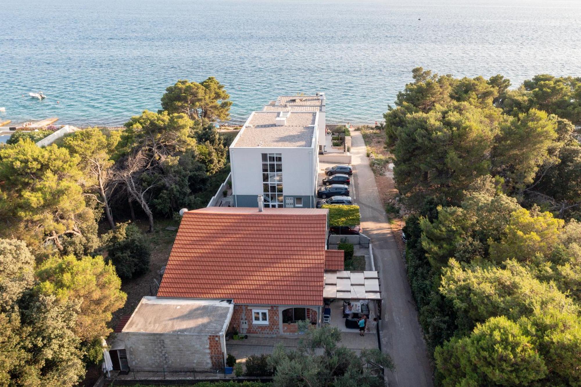 Apartment Anamaria With Seaview Petrcane Εξωτερικό φωτογραφία